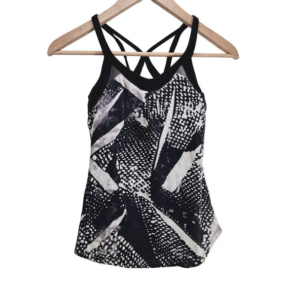 Lululemon Free Flowing‎ Tank Top Static Mist Racerback Women's Size 4 - Picture 2 of 8